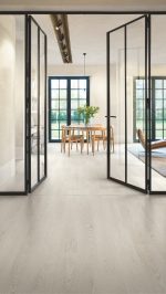Ламинат Quick Step Perspective Hydro PER1300 Венге интенсивный уп.1,507м2